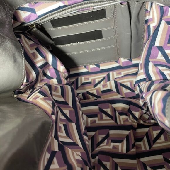 NEW Latico Leathers Gray Super Soft Leather Shoulder Bag! - Picture 2 of 11